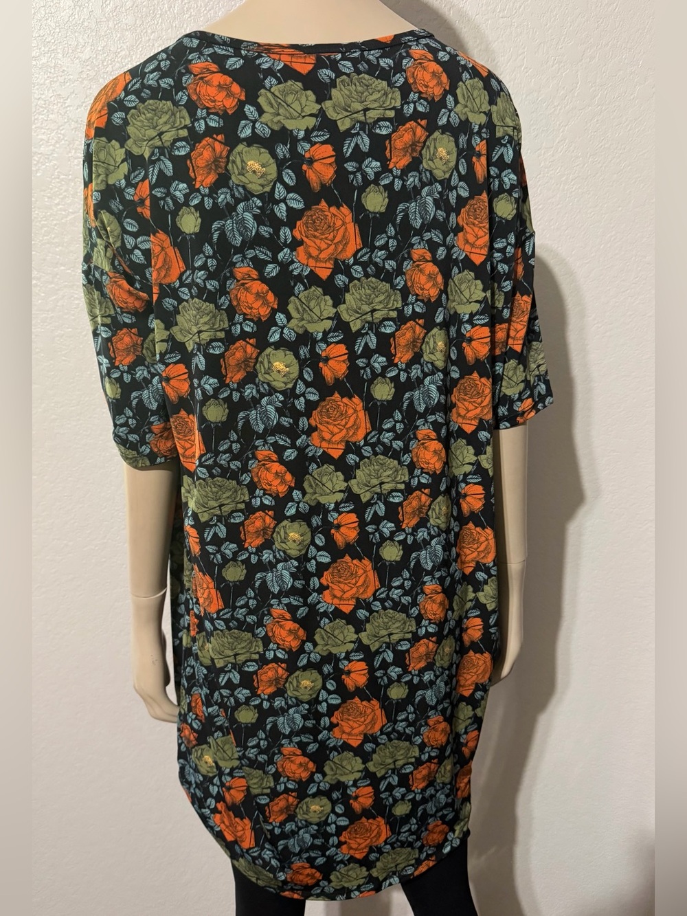 OVERSIZED XS NWT CLOSET CLEAR OUT ON ALL LULAROE MAKE AN OFFER BUNDLE SUPER SOFT - Picture 14 of 16
